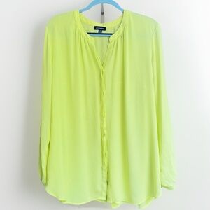 Le Chateau Woman's Yellowish Green Button Up Silk Blouse Shirt Top Roll Tab XL
